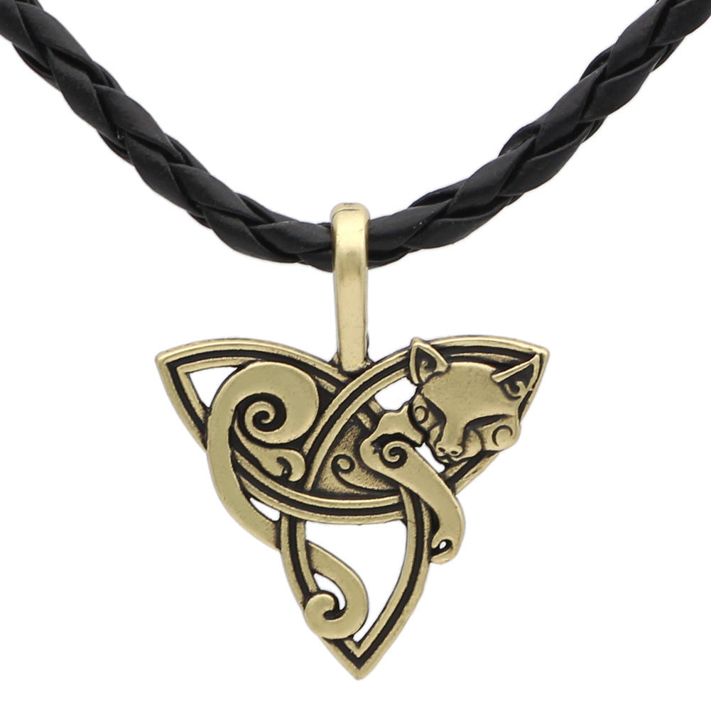 Collier “Loup & Triquetra” – Esprit nordique, âme sauvage