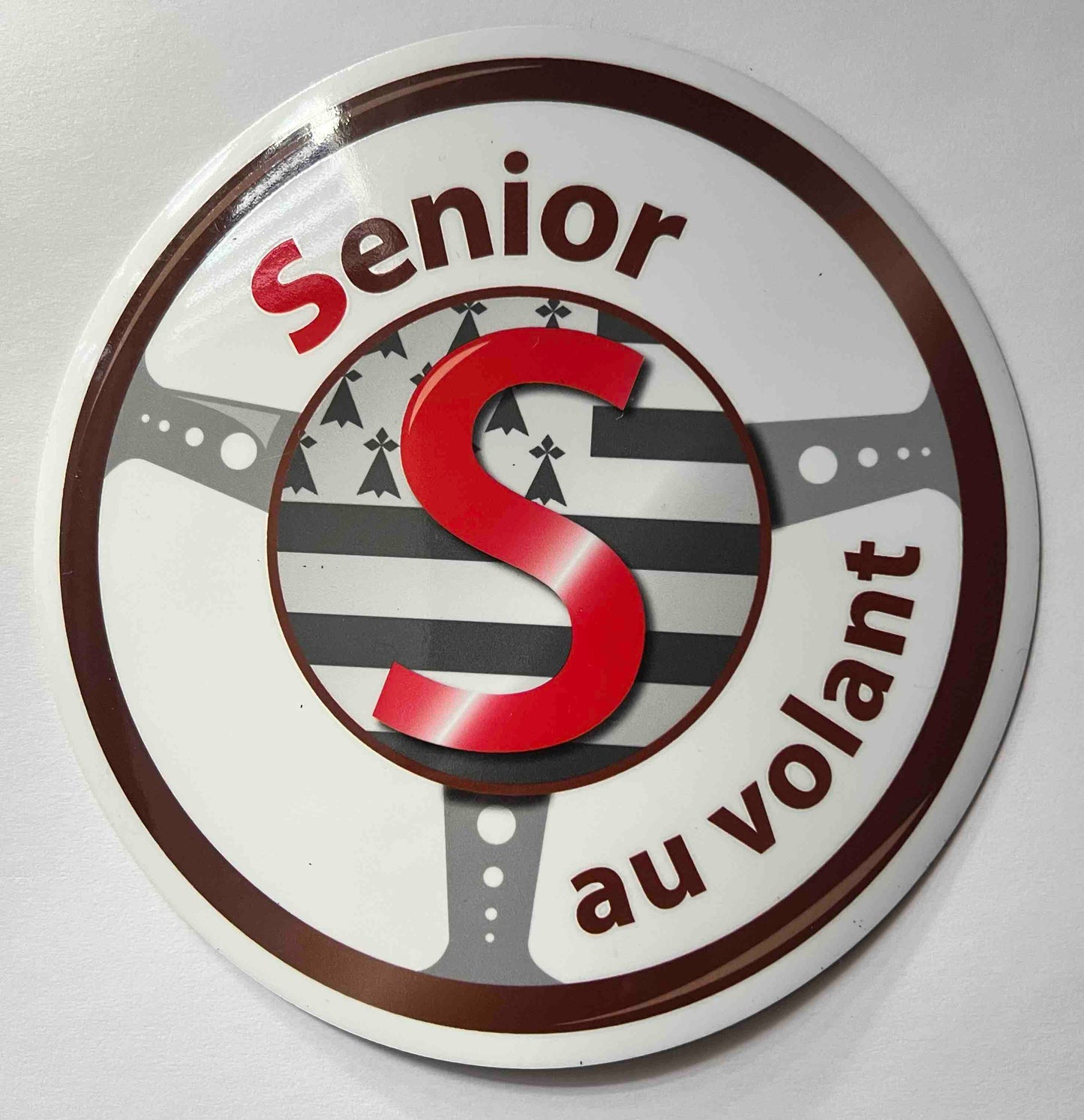 Magnetic Disc Senior Breton Driver at the Wheel with Red S and Breton Flag