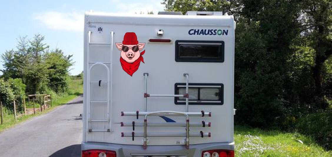 Autocollant Cochon Bonnet Rouge - Autocollant BZH