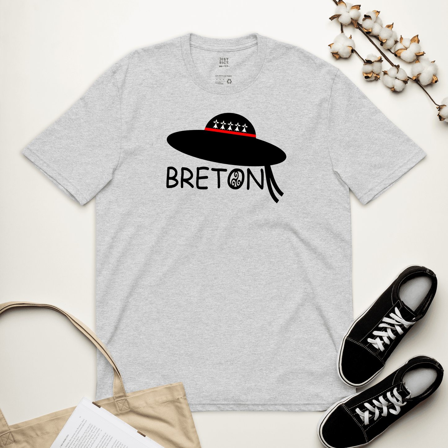 Tee-shirt recyclé Chapeau Breton - Autocollant BZH